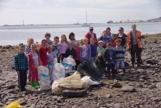 Students from St. Teresa's School and BHMET Volunteers